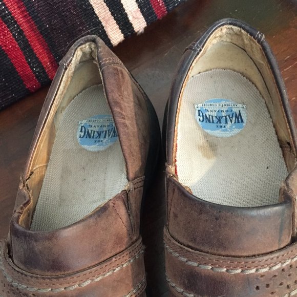 KEEN LEATHER LOAFER SHOES SIZE 9.5 - Picture 2 of 9